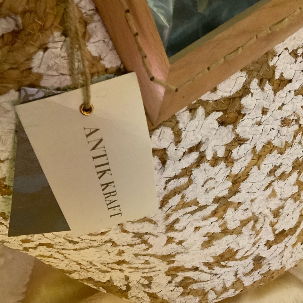 Antik Kraft Floral Patterned Basket in Tan and Cream - Picture 8 of 9